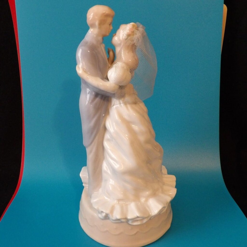 Vintage Bride and Groom with Music Box