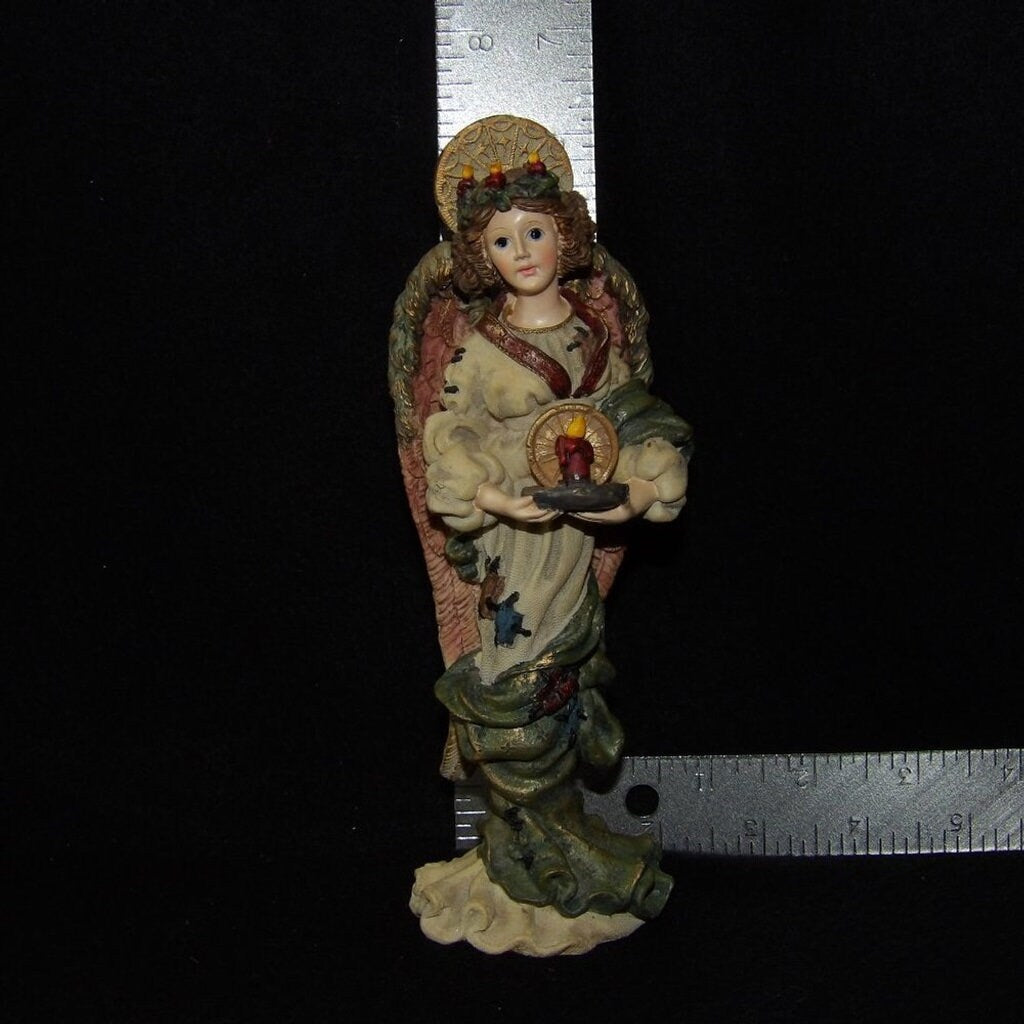 Boyds Bears & Friends The Folkstone Collection Christmas Angel Figurine