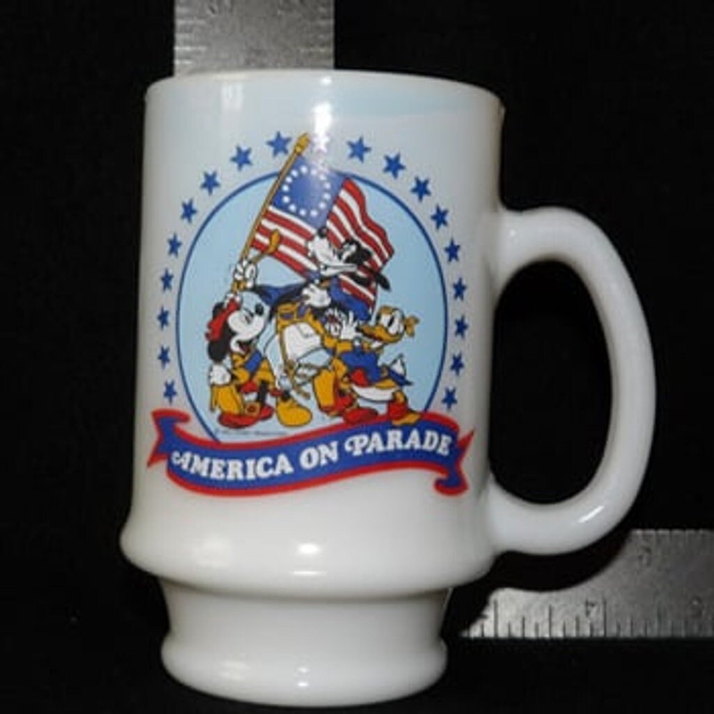 Vintage America on Parade Milk Glass Mug