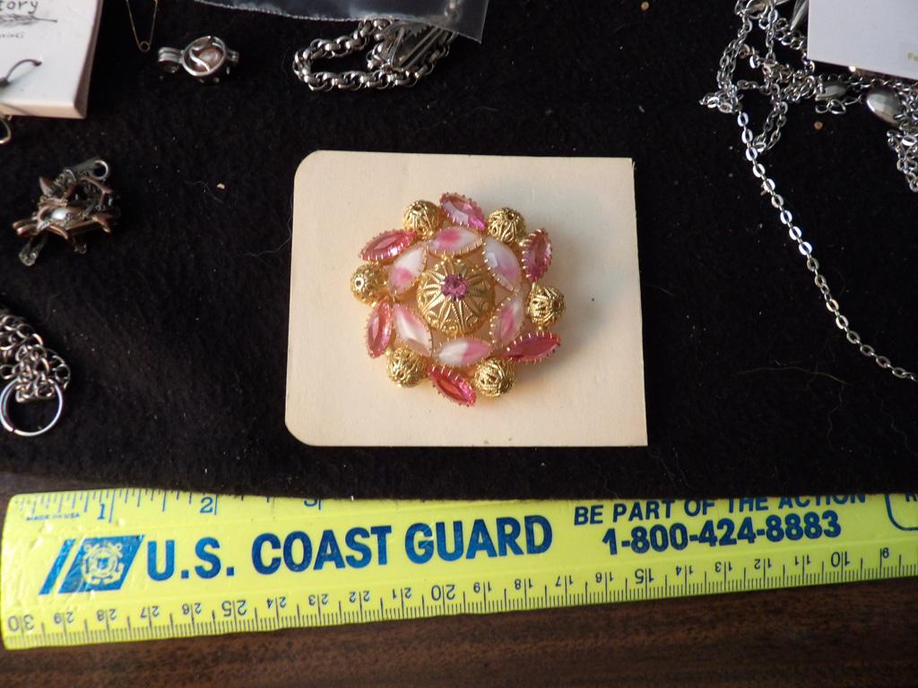 Vintage Pink & White Floral Glass Stone Brooch — Gold Tone, 1.5 Inch