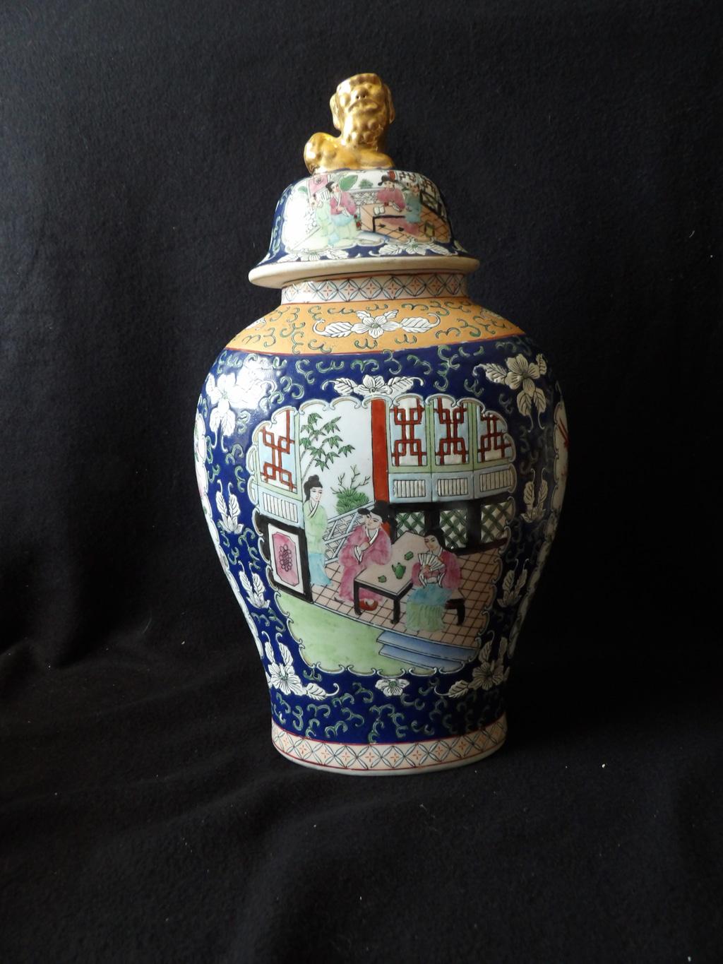 Chinese Porcelain Foo Dog Temple Jar with Lid — Blue, White & Gold Hand-Painted