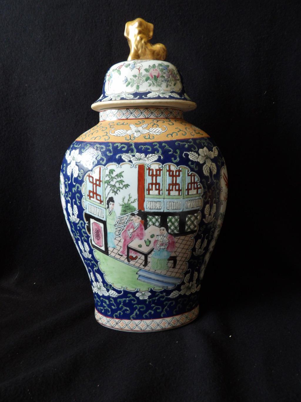 Chinese Porcelain Foo Dog Temple Jar with Lid — Blue, White & Gold Hand-Painted