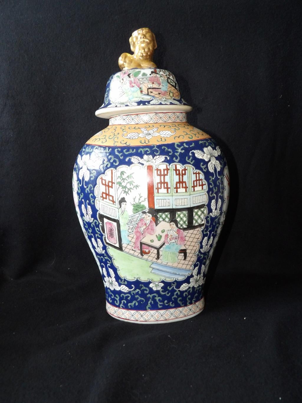 Chinese Porcelain Foo Dog Temple Jar with Lid — Blue, White & Gold Hand-Painted