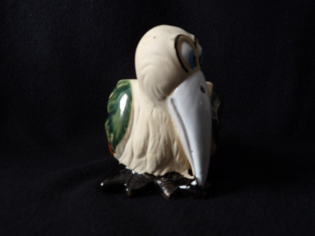 Vintage Ceramic Stork Ashtray — Whimsical Brown & Green Bird Figurine Ashtray