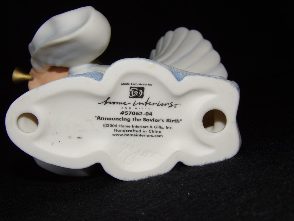 Home Interiors & Gifts Porcelain Trumpet Angel Figurine — "Announcing the Savior's Birth"