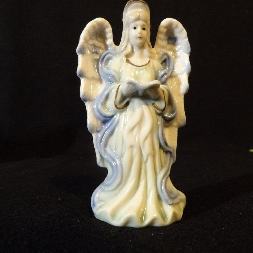 Vintage Porcelain Angels Set of 4