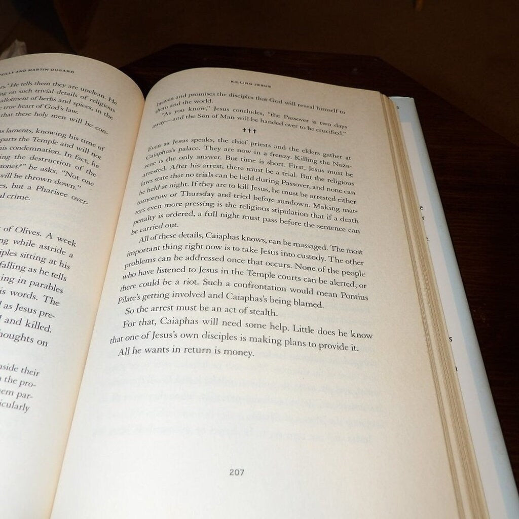 Killing Jesus by Bill O'Reilly  and Martin Dugard