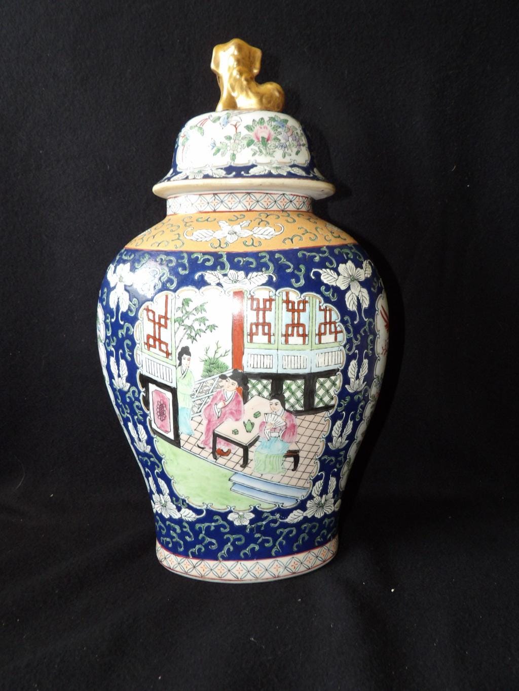 Chinese Porcelain Foo Dog Temple Jar with Lid — Blue, White & Gold Hand-Painted