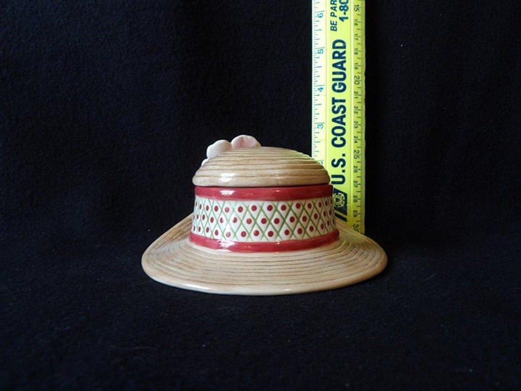 Fitz and Floyd Essentials Straw Hat w/ Pink Hibiscus Flowers Lidded Trinket Box
